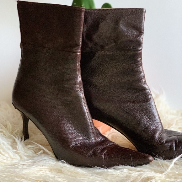 Gucci Brown Leather Slim Heel Ankle boot - Picture 4 of 8